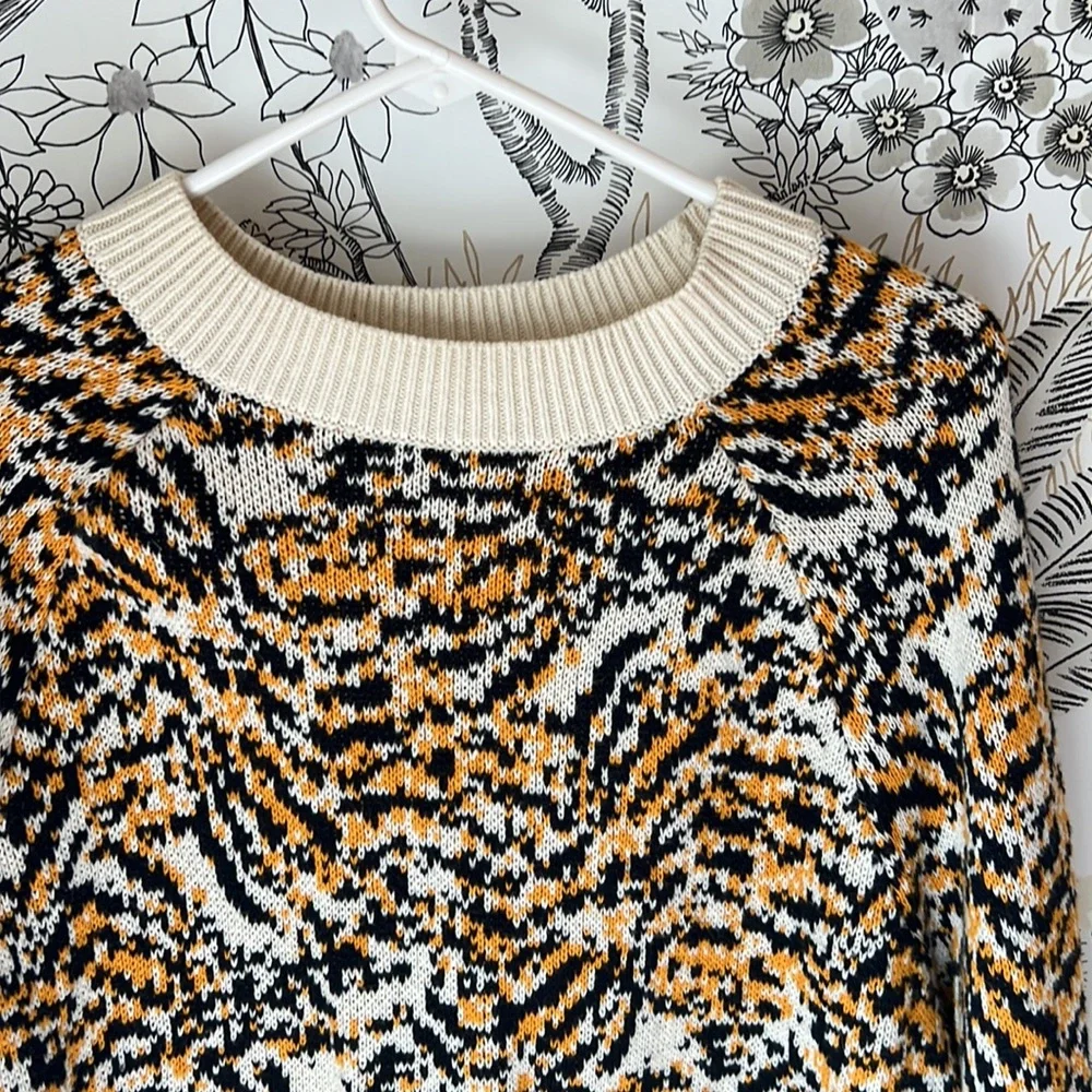 Vintage Sweater - Picture 2 of 2